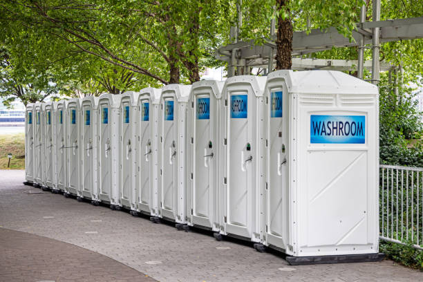 Best Porta potty rental near me  in Binghamton, NY